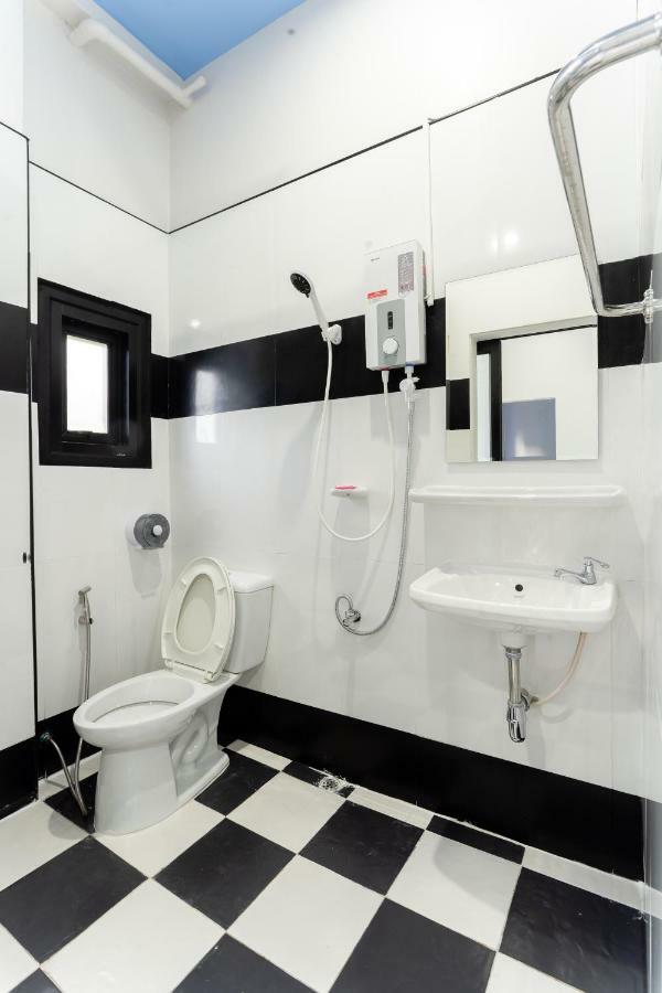Udomsuk Hotel Satun Ngoại thất bức ảnh